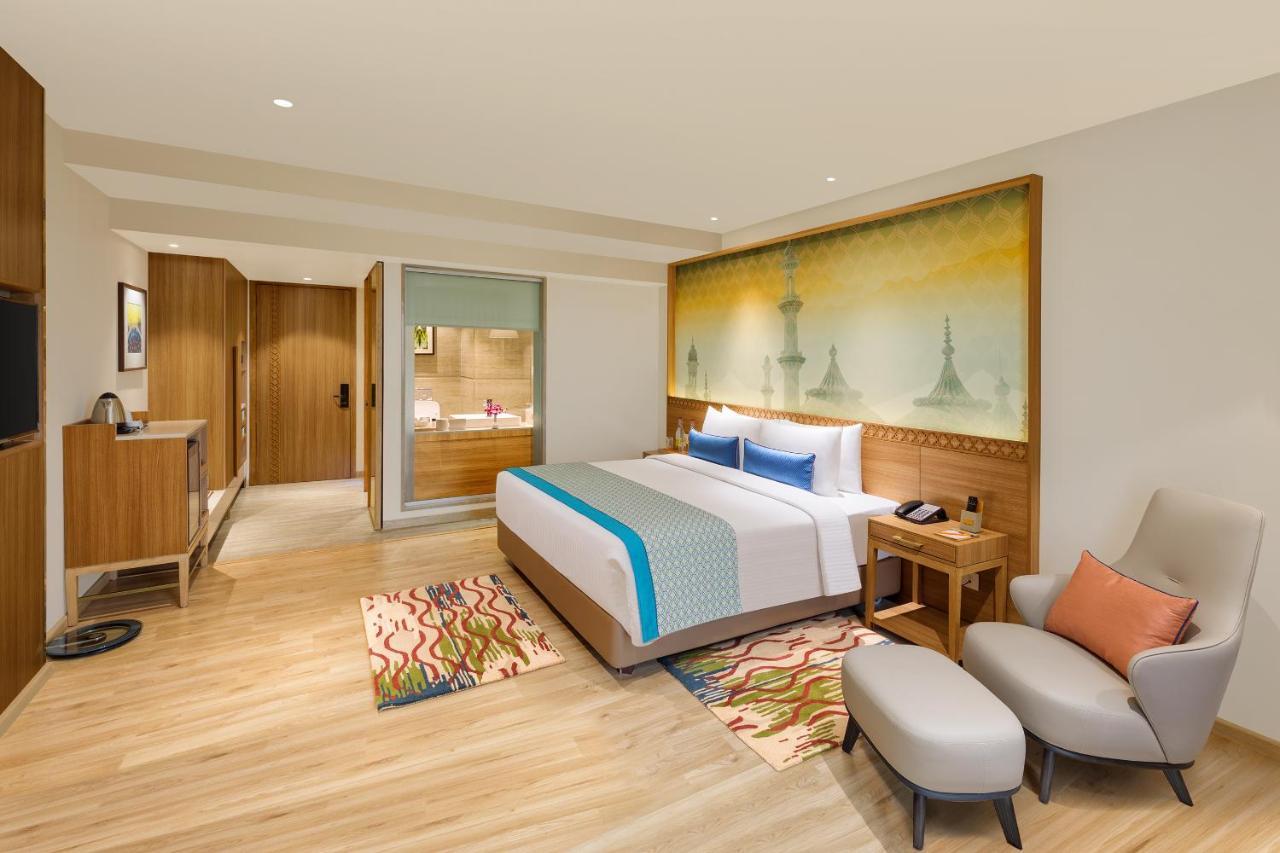 Bellevue Sarovar Premiere Junagadh Exterior foto